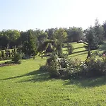 Guest house Bundi Vendeghaz 3*