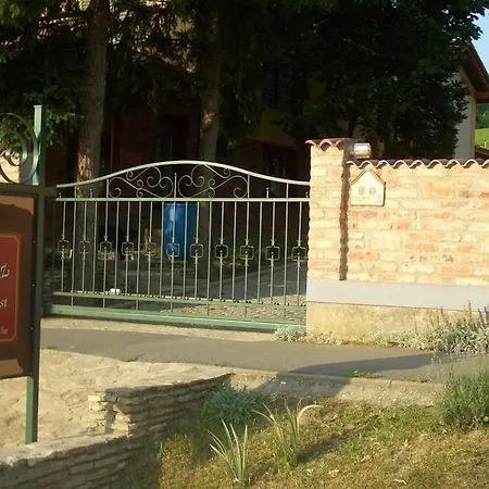 Bundi 3*