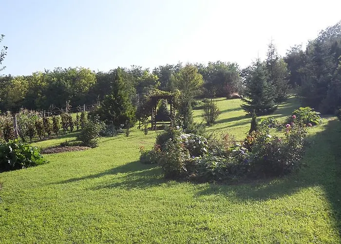 Pensionat Bundi Vendeghaz 3*